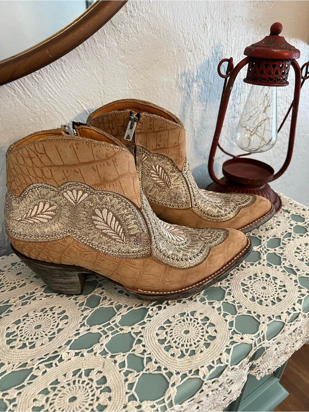 Old Gringo Tan Croc-Embossed Western Ankle Boots with Cream Embroidery
